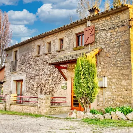 Casa Rural Lo Moli * Juneda